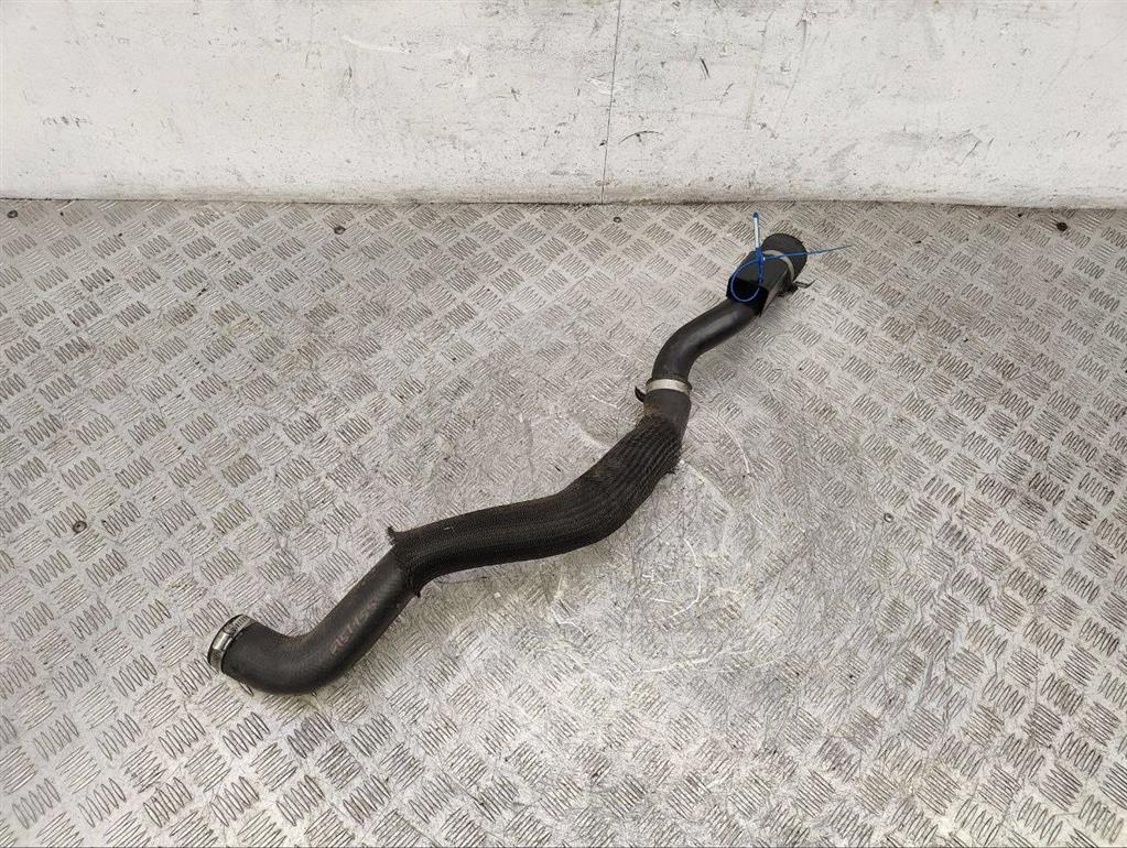 Патрубок интеркулера