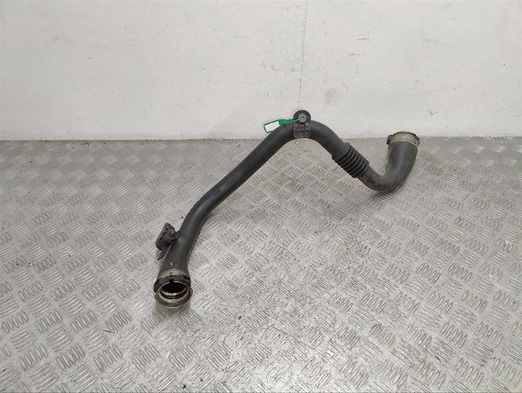 Патрубок интеркулера