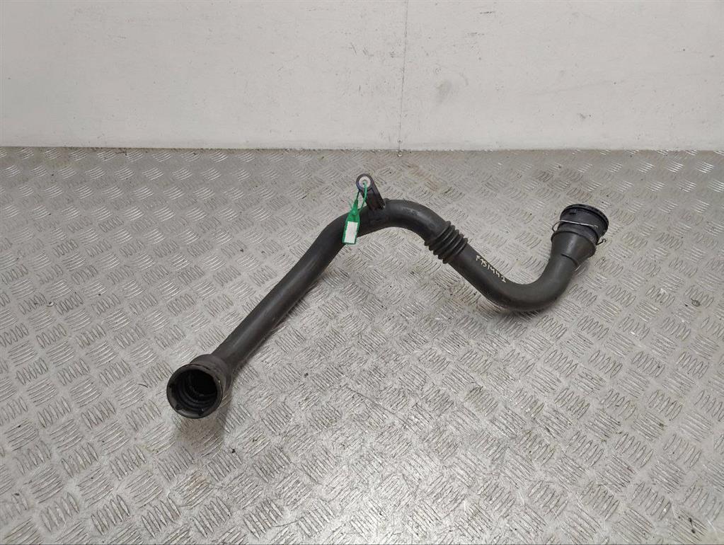 Патрубок интеркулера