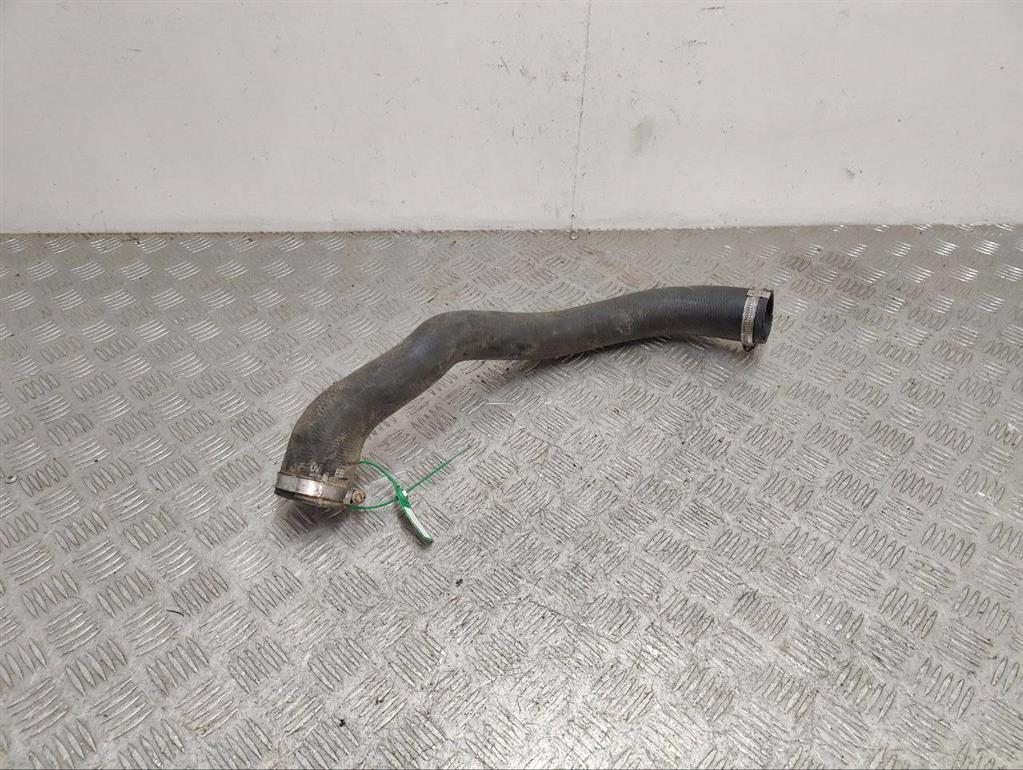 Патрубок интеркулера