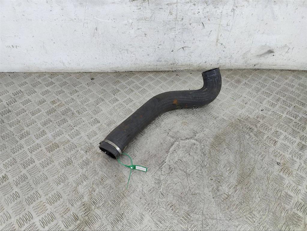 Патрубок интеркулера