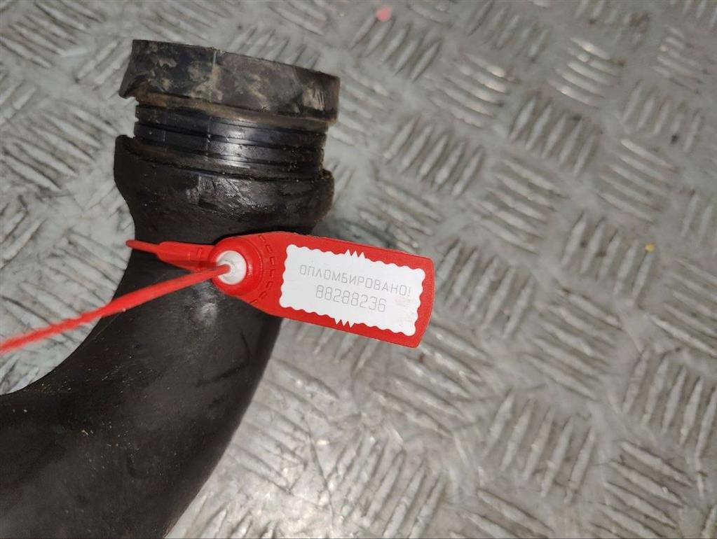 Патрубок интеркулера