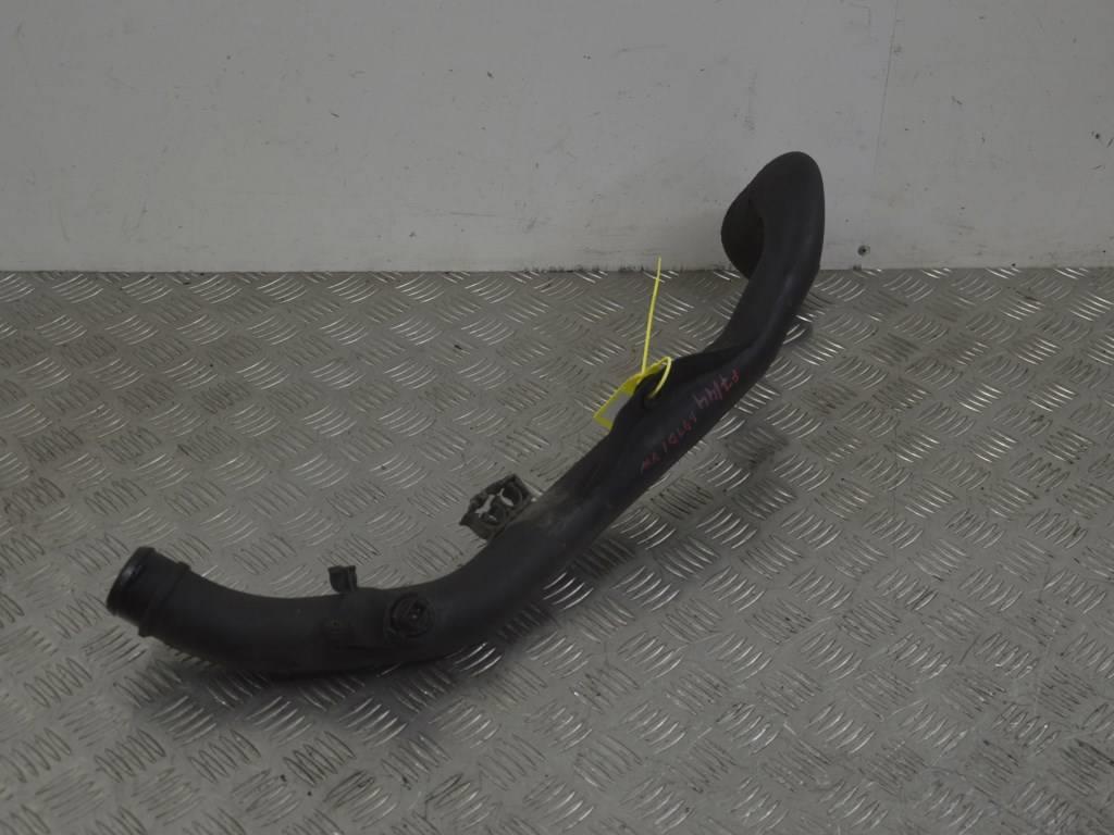 Патрубок интеркулера