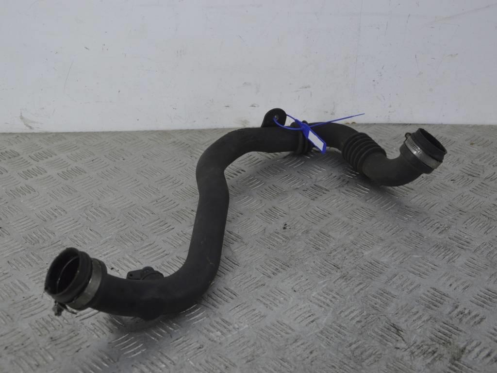 Патрубок интеркулера