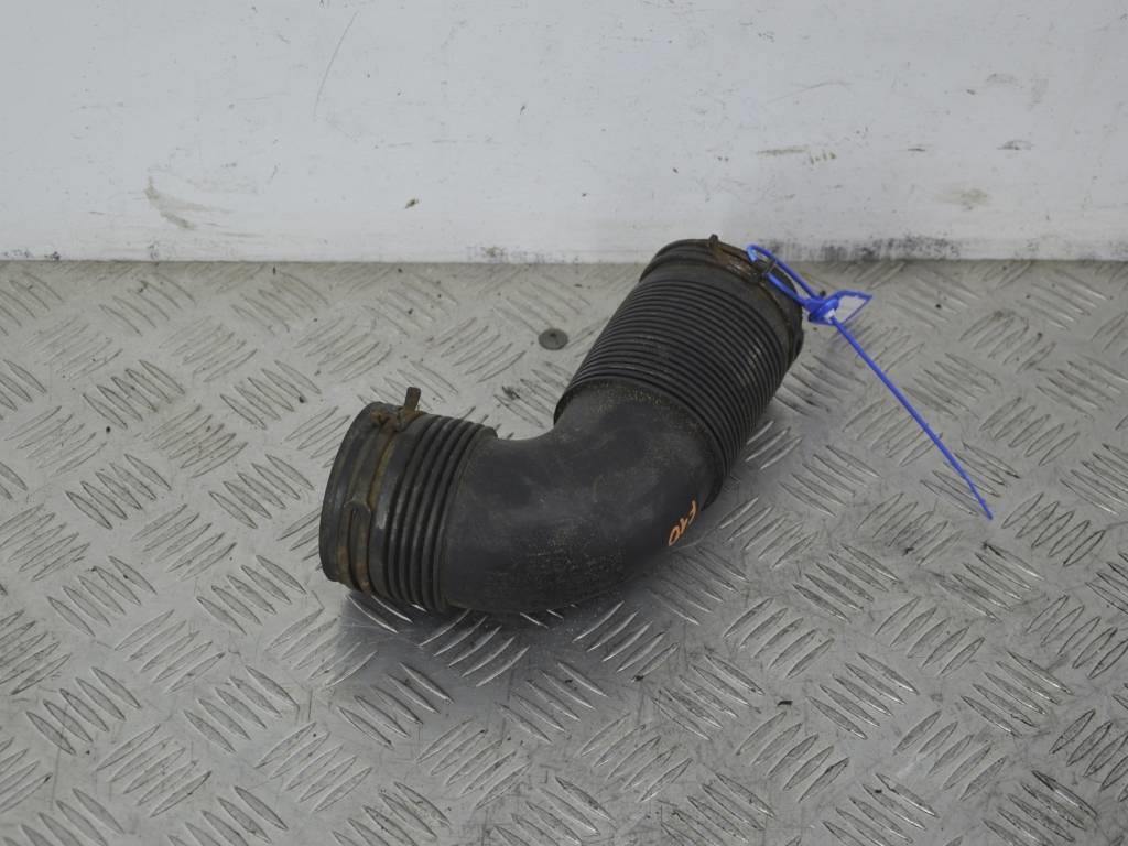 Патрубок интеркулера