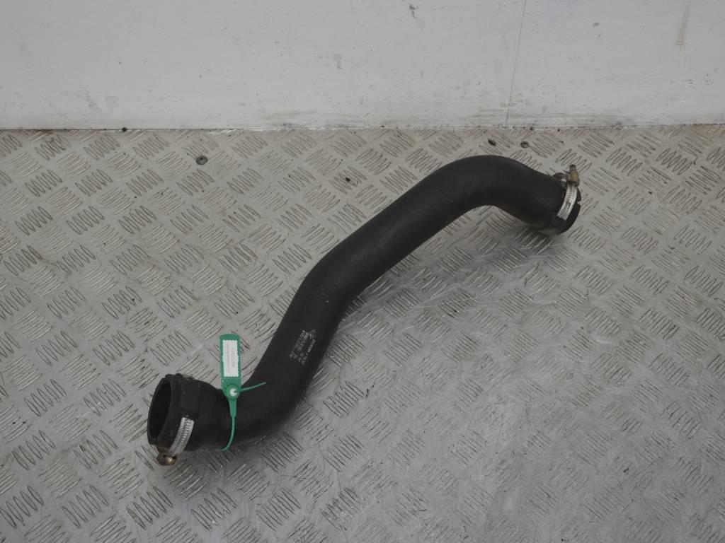 Патрубок интеркулера