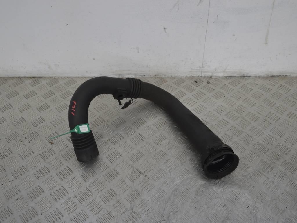 Патрубок интеркулера