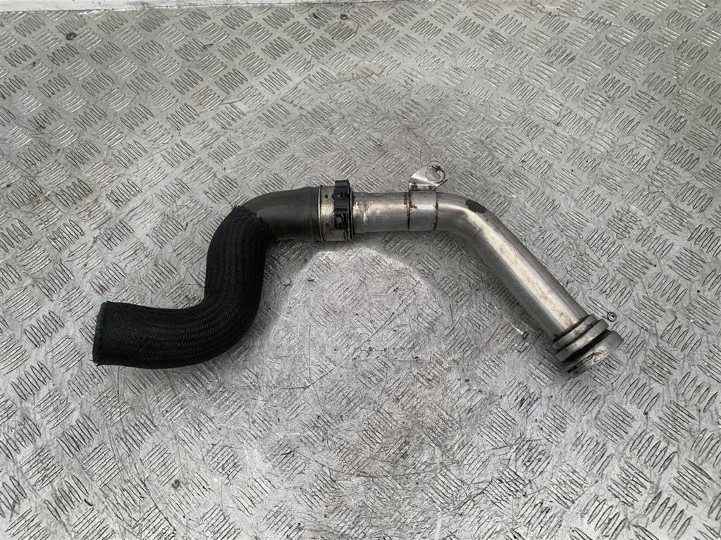 Патрубок интеркулера