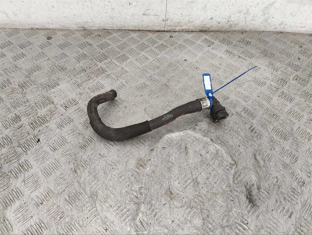 Патрубок отопителя (печки)