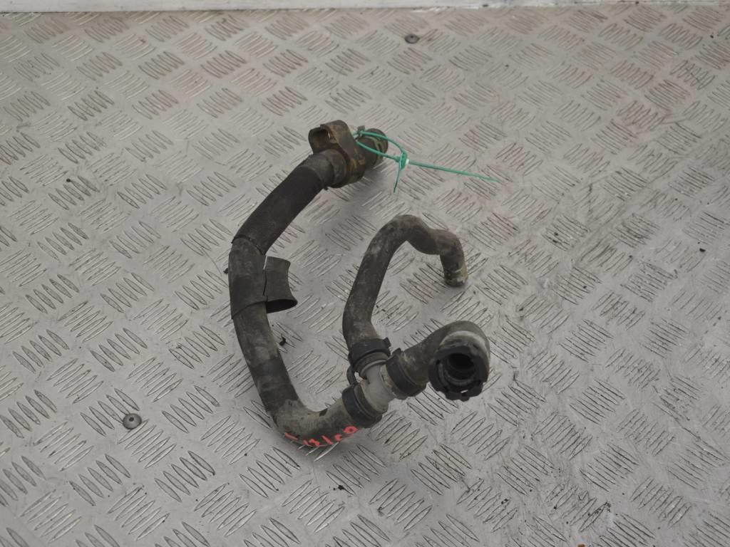 Патрубок отопителя (печки)