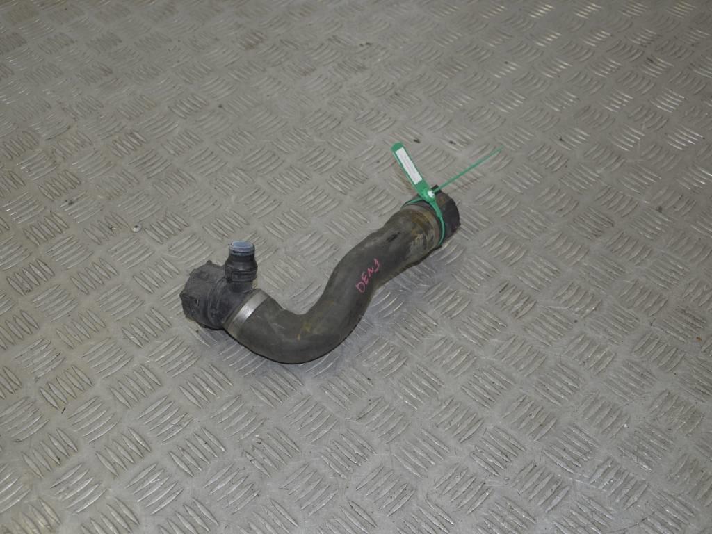 Патрубок радиатора