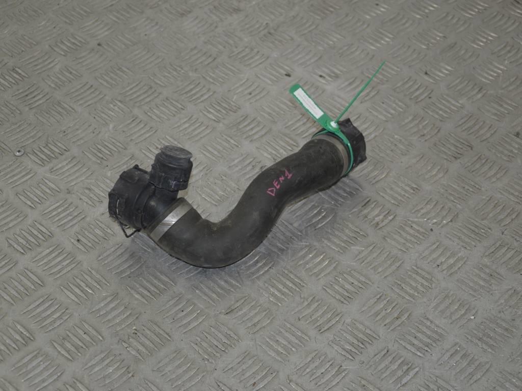 Патрубок радиатора