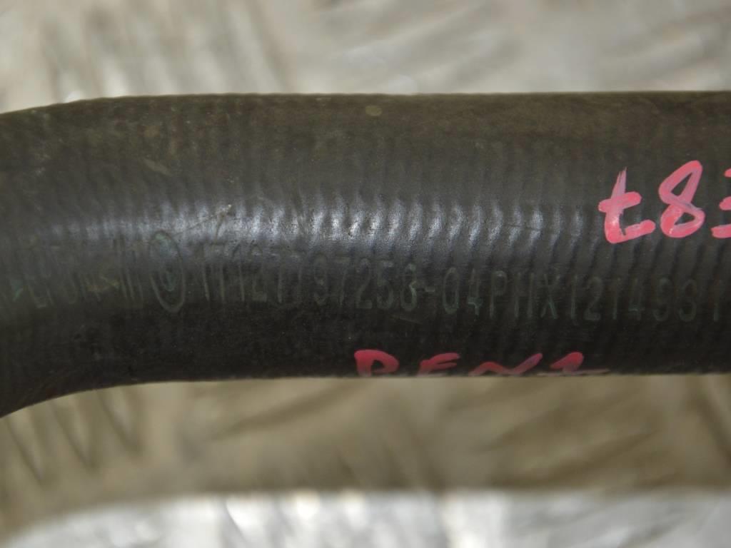 Патрубок радиатора