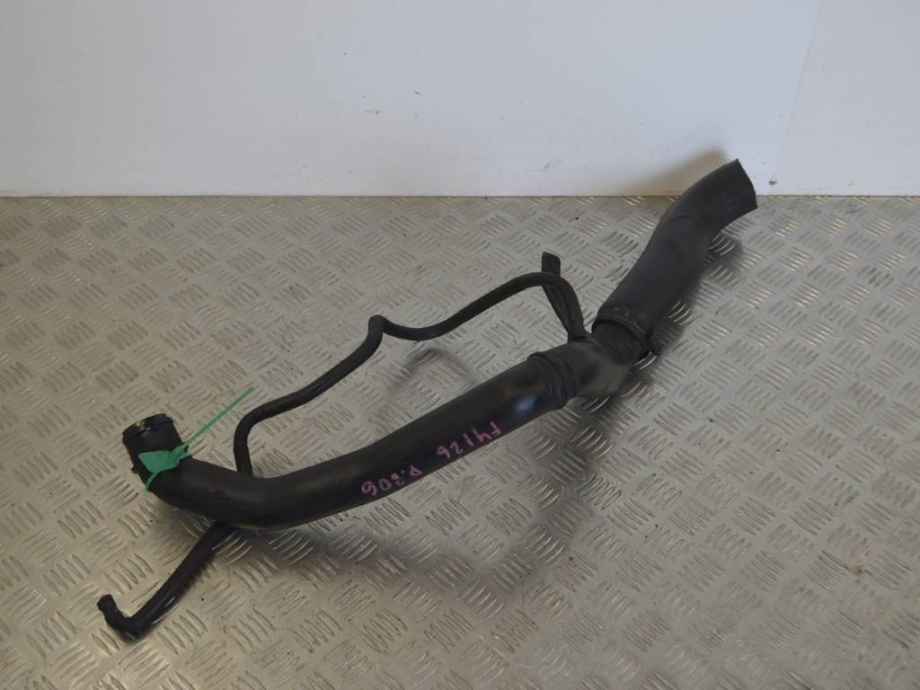 Патрубок (трубопровод, шланг)