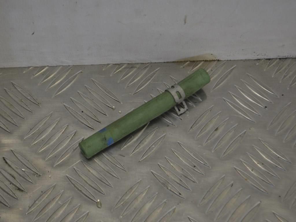 Патрубок (трубопровод, шланг) Renault Scenic 3 (2008-2015) 208742477R