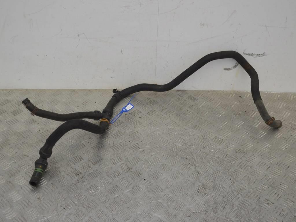 Патрубок (трубопровод, шланг)