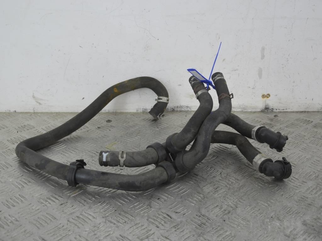 Патрубок (трубопровод, шланг)