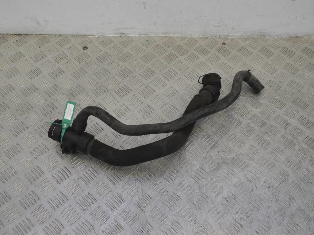 Патрубок (трубопровод, шланг)