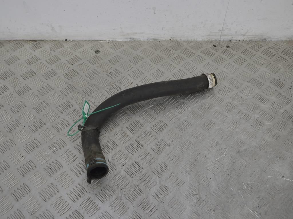 Патрубок (трубопровод, шланг)