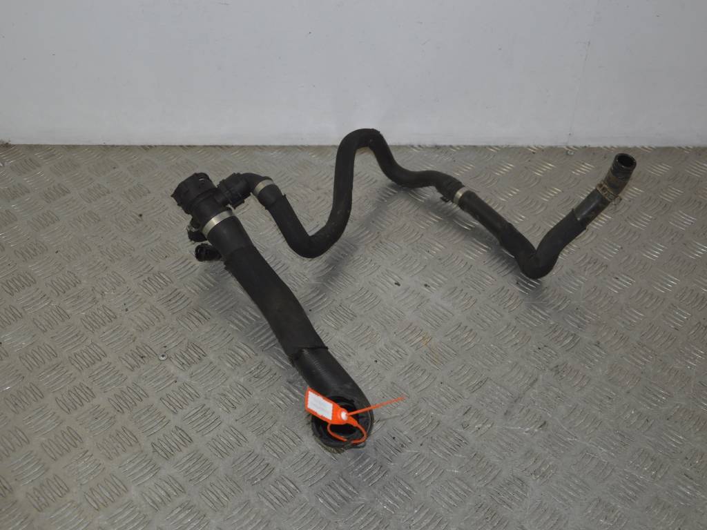 Патрубок (трубопровод, шланг)