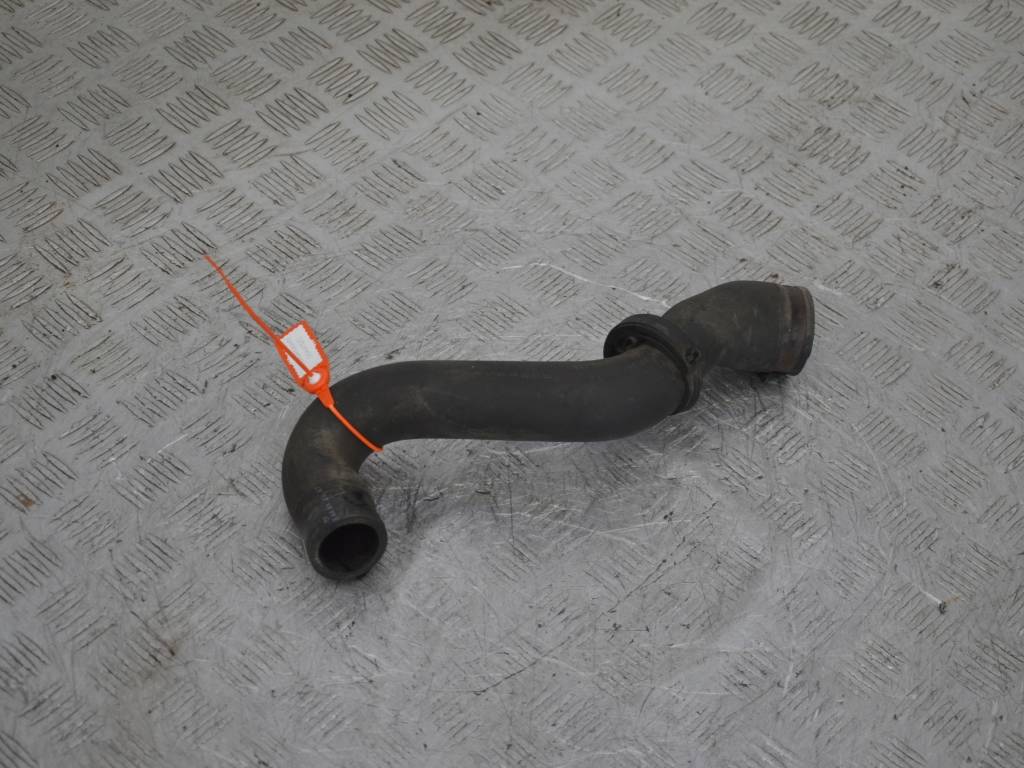 Патрубок (трубопровод, шланг)