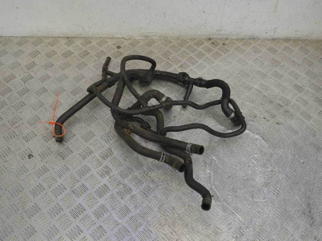 Патрубок (трубопровод, шланг)