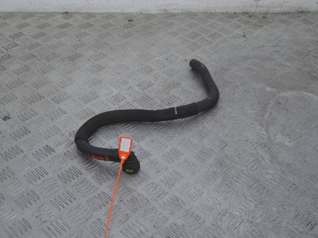 Патрубок (трубопровод, шланг)