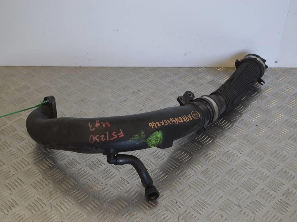 Патрубок турбины Renault Megane 3 (2008-2019) 8200645723