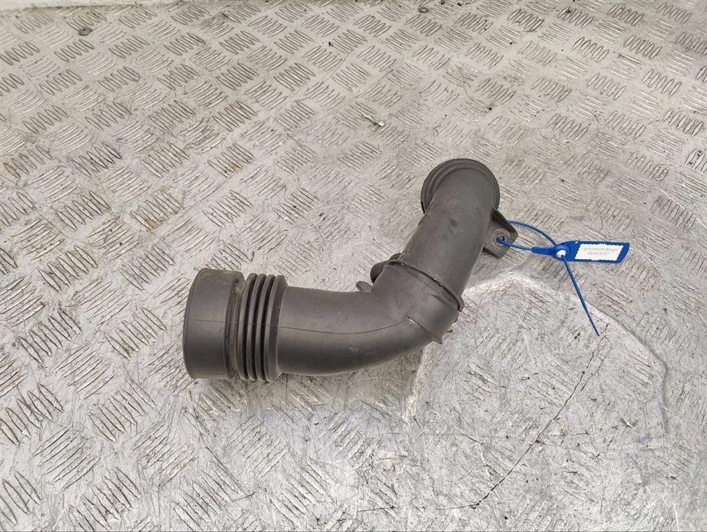 Патрубок турбины