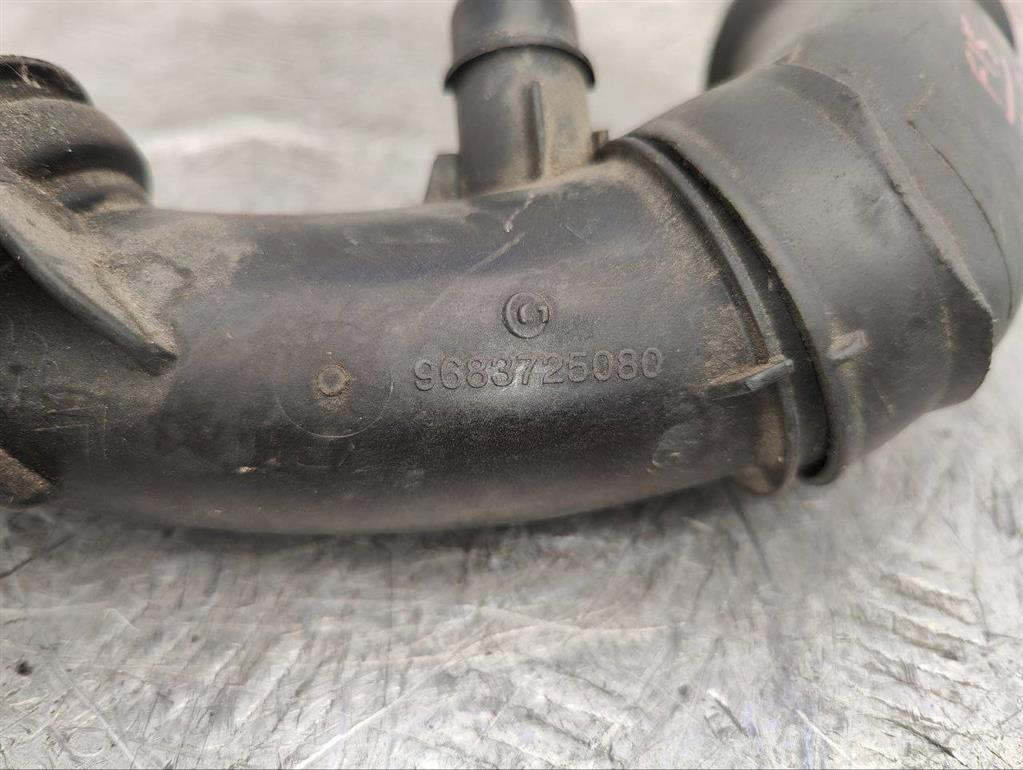 Патрубок турбины