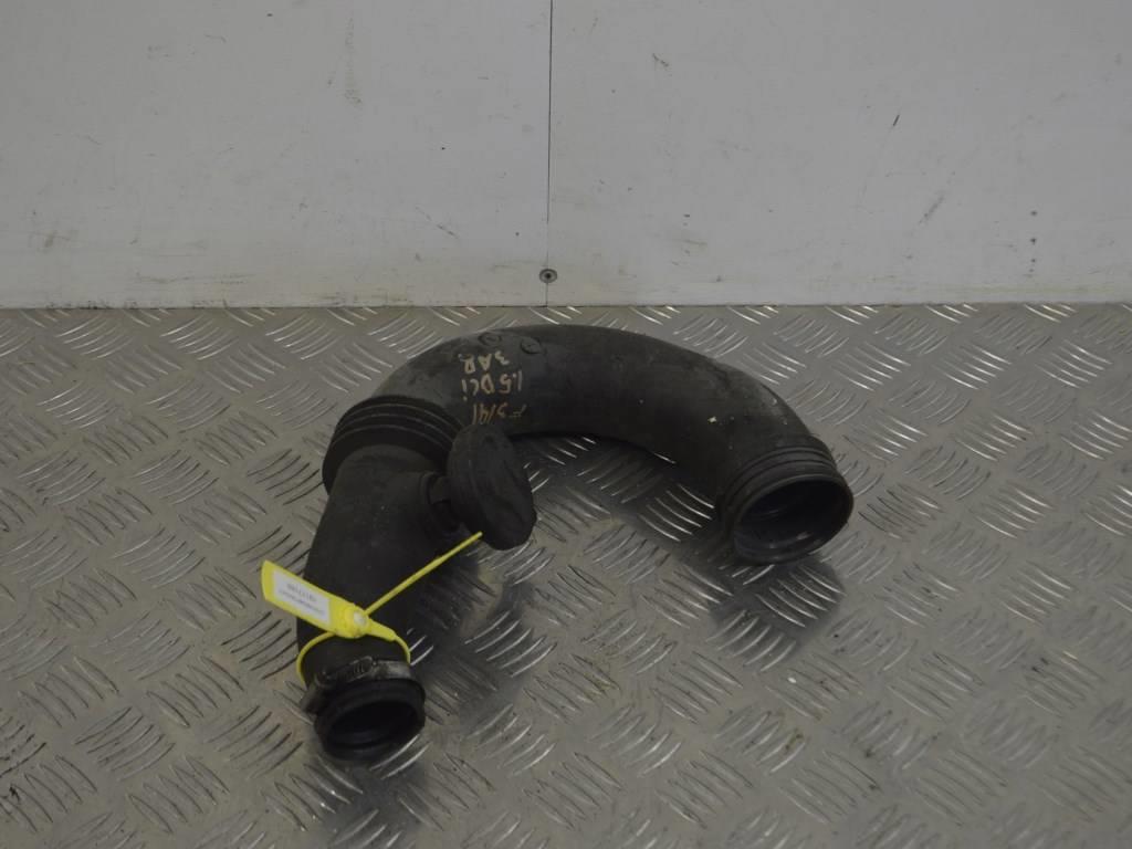 Патрубок воздушного фильтра