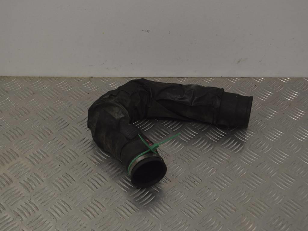 Патрубок воздушного фильтра Renault Scenic 1 (1996-2003) 7700871883, 7700872016