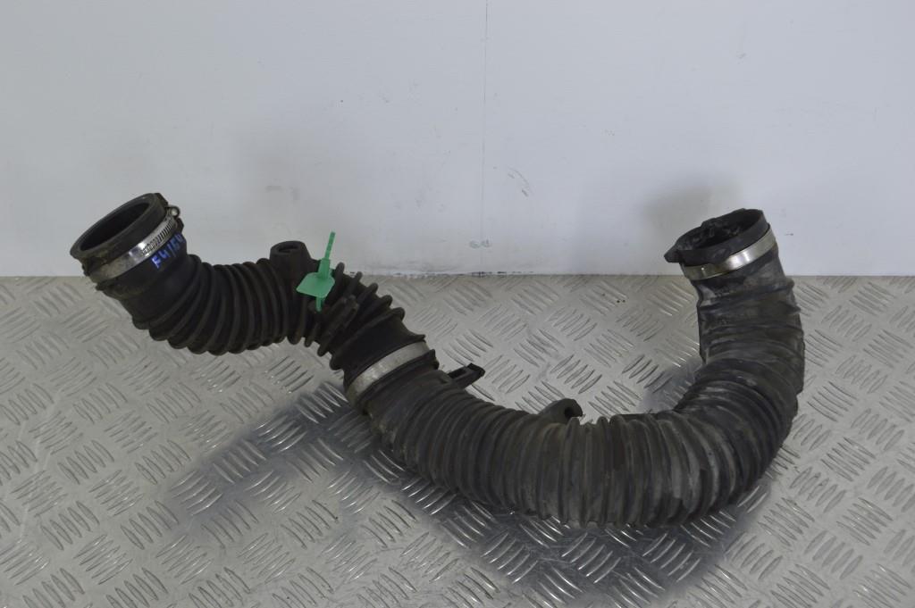 Патрубок воздушного фильтра