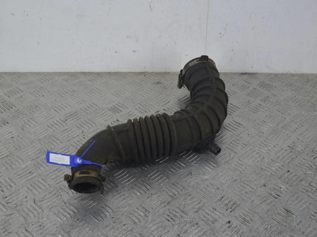 Патрубок воздушного фильтра