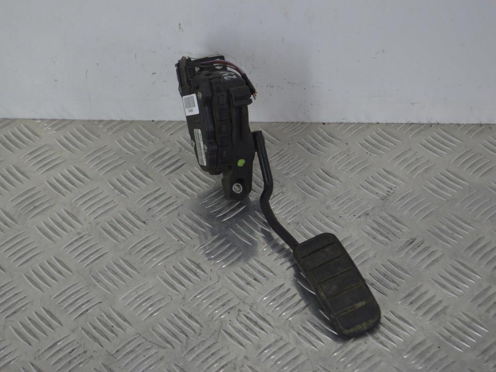 Педаль газа