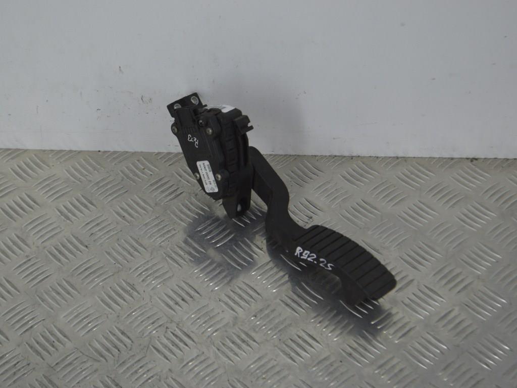 Педаль газа Renault Laguna 2 (2001-2007) 8200002904