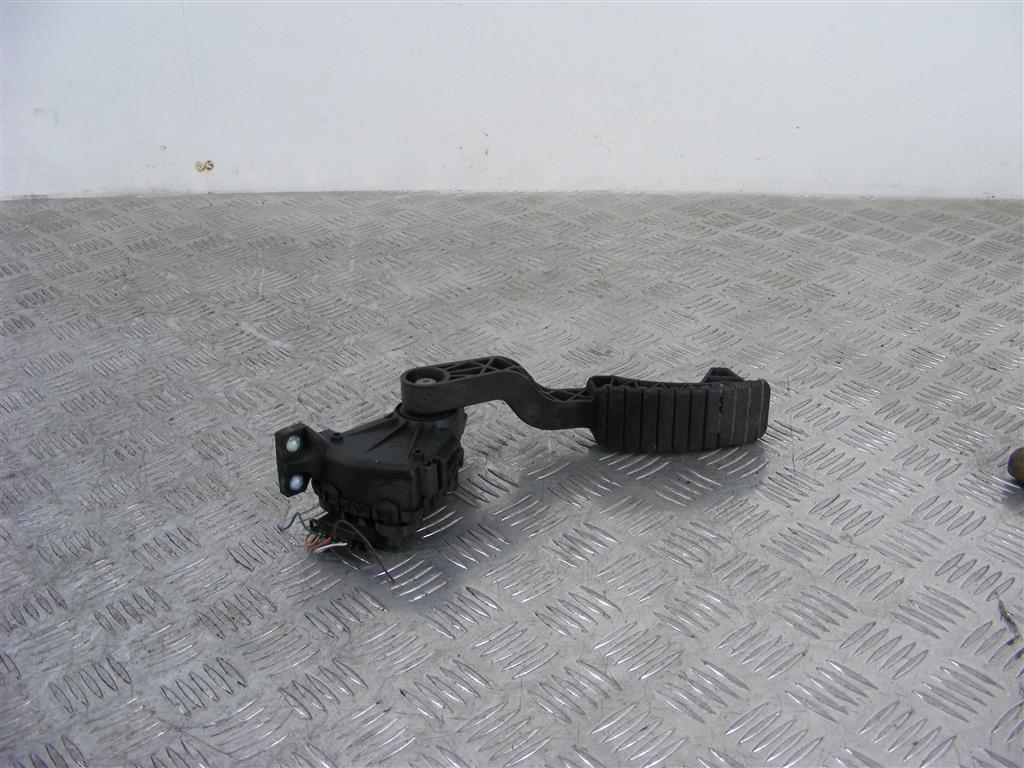 Педаль газа Renault Laguna 2 (2001-2007) 8200002904