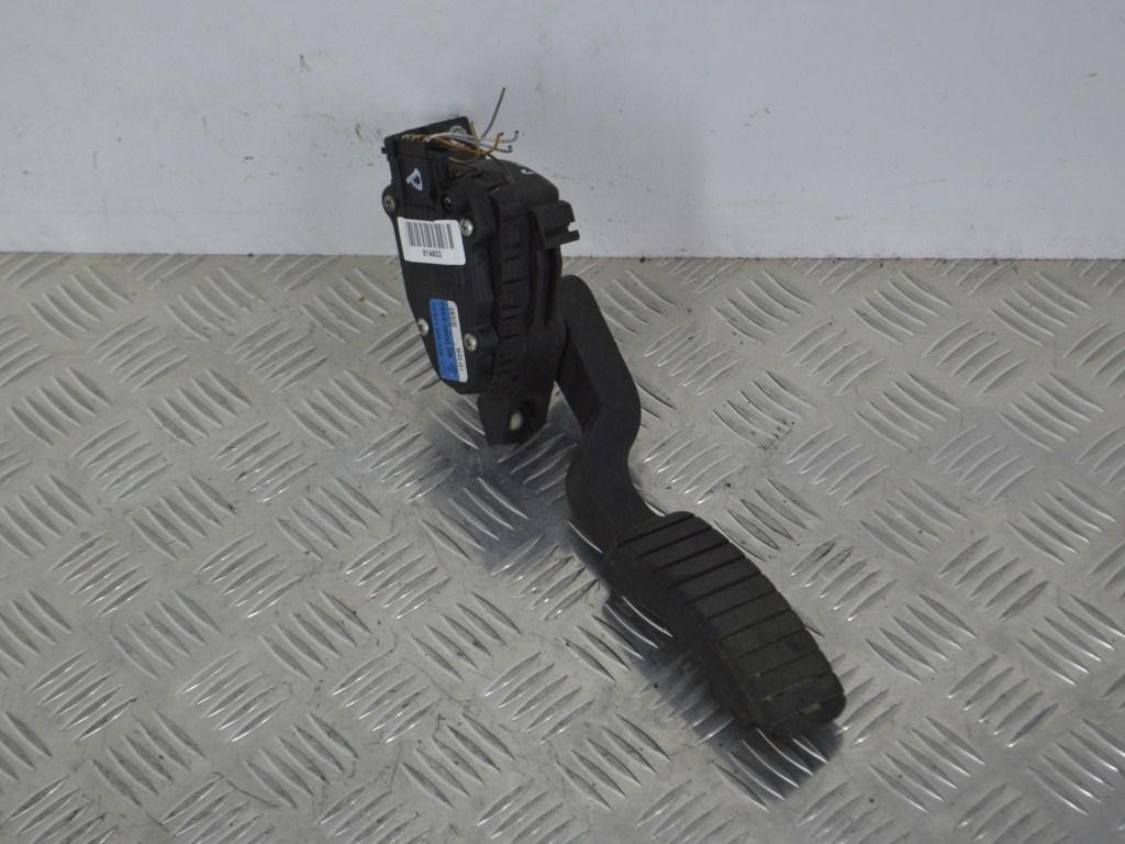 Педаль газа Renault Laguna 2 (2001-2007) 8200003392