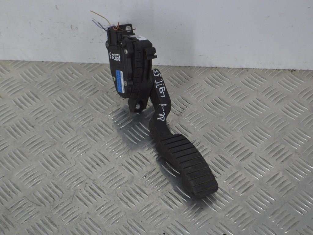 Педаль газа