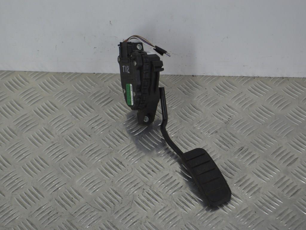 Педаль газа