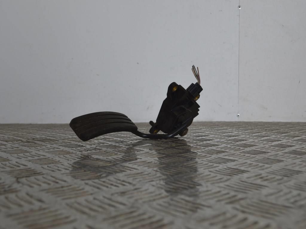 Педаль газа Renault Megane 2 (2002-2008) 8200153268