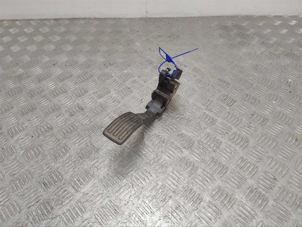 Педаль газа