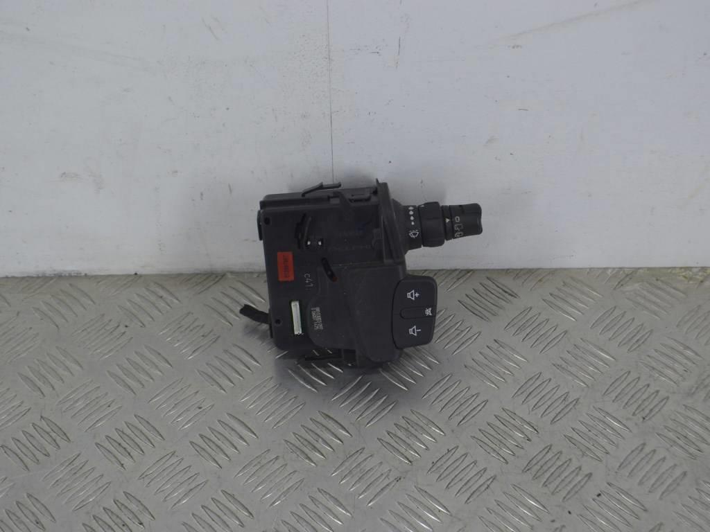 Переключатель дворников Renault Clio 3 (2005-2012) 88103003097
