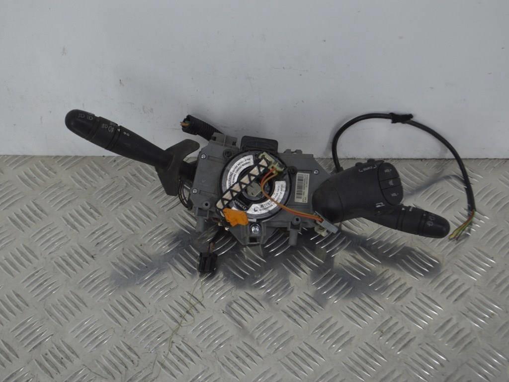 Переключатель подрулевой (стрекоза) Renault Scenic 1 (1996-2003) 7700428203