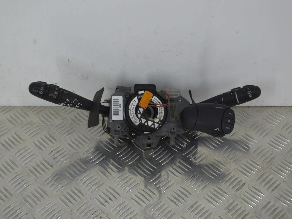 Переключатель подрулевой (стрекоза) Renault Scenic 1 (1996-2003) 7700428203