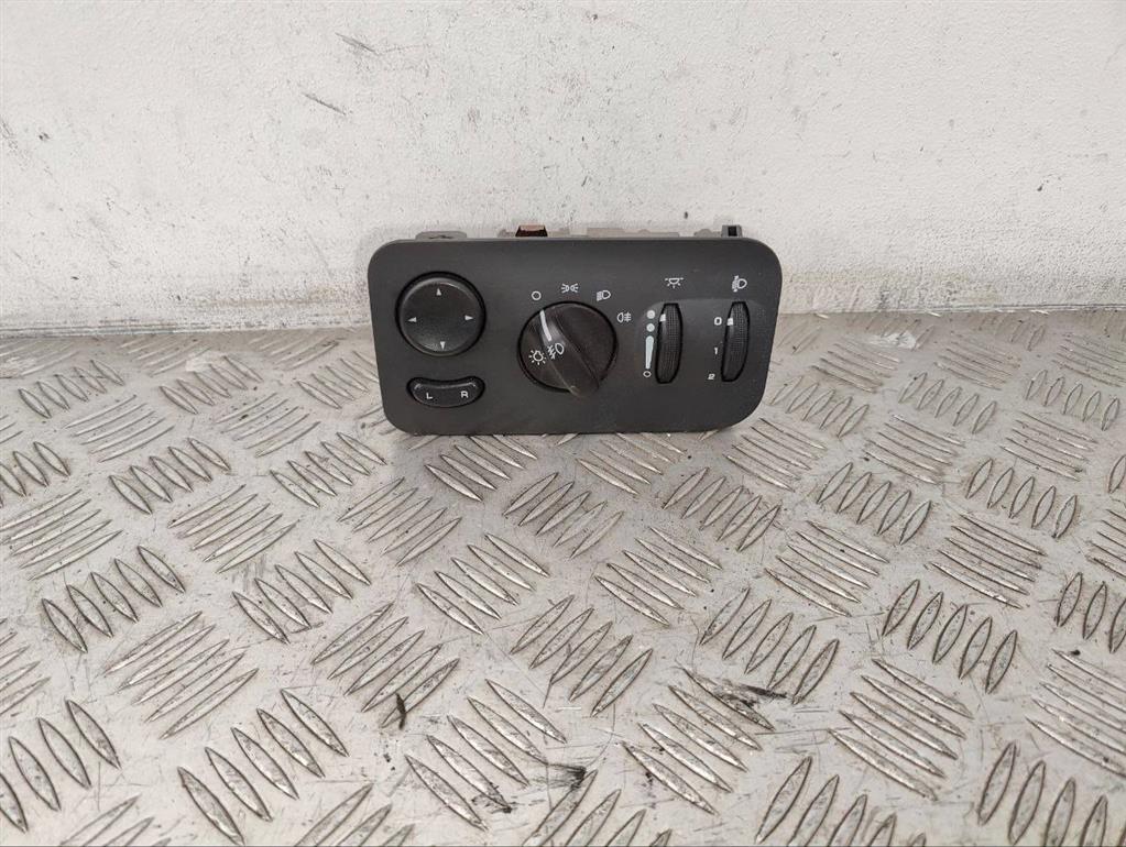 Переключатель света