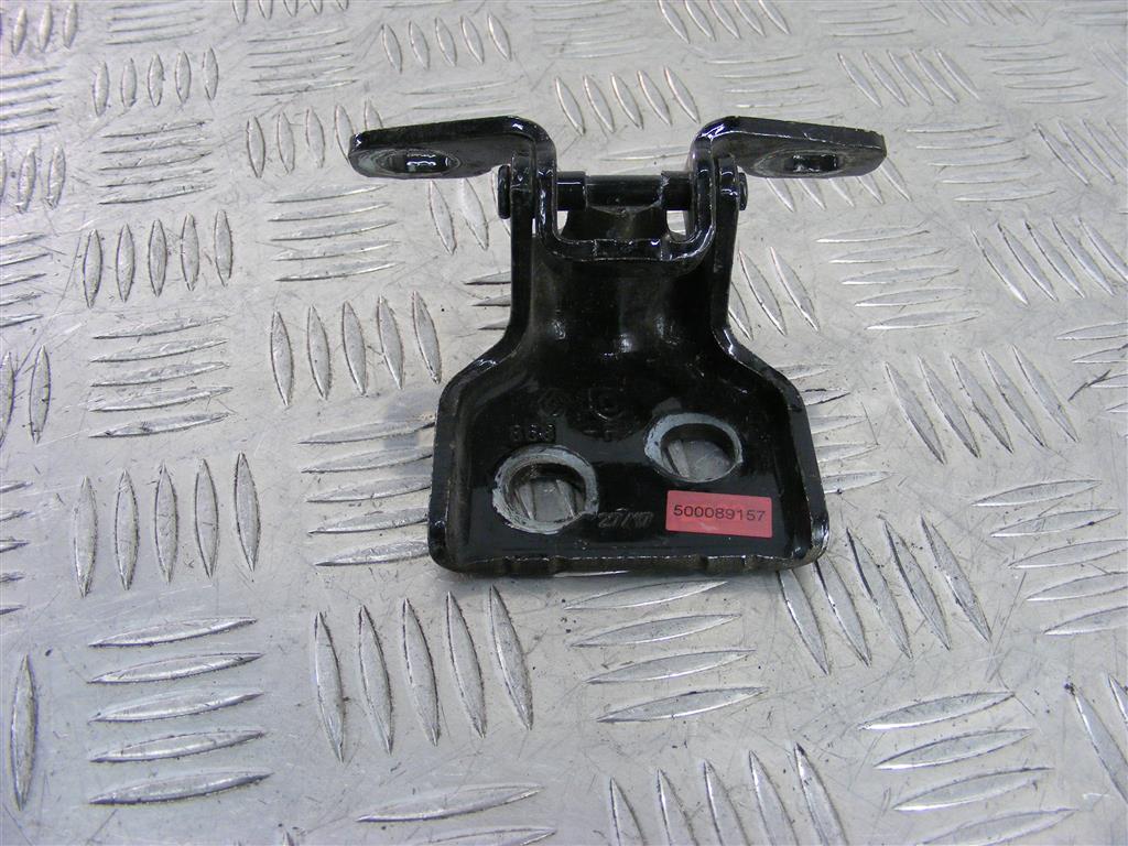 Петля двери Renault Sandero 1 (2009-2014)