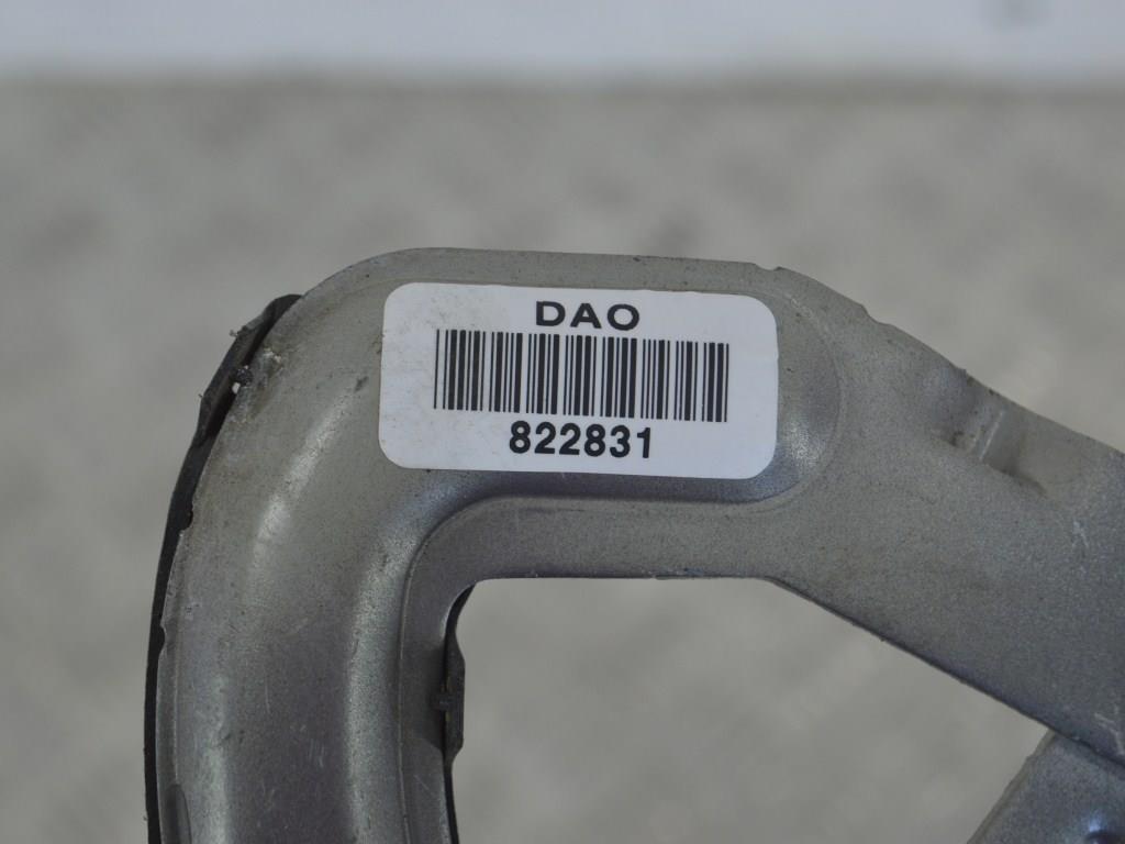 Петля капота Renault Megane 1 (1996-2002) 7700834370