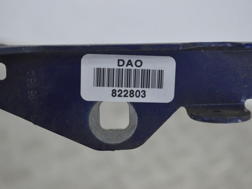 Петля капота Renault Twingo 1 (1993-2005) 7700831718