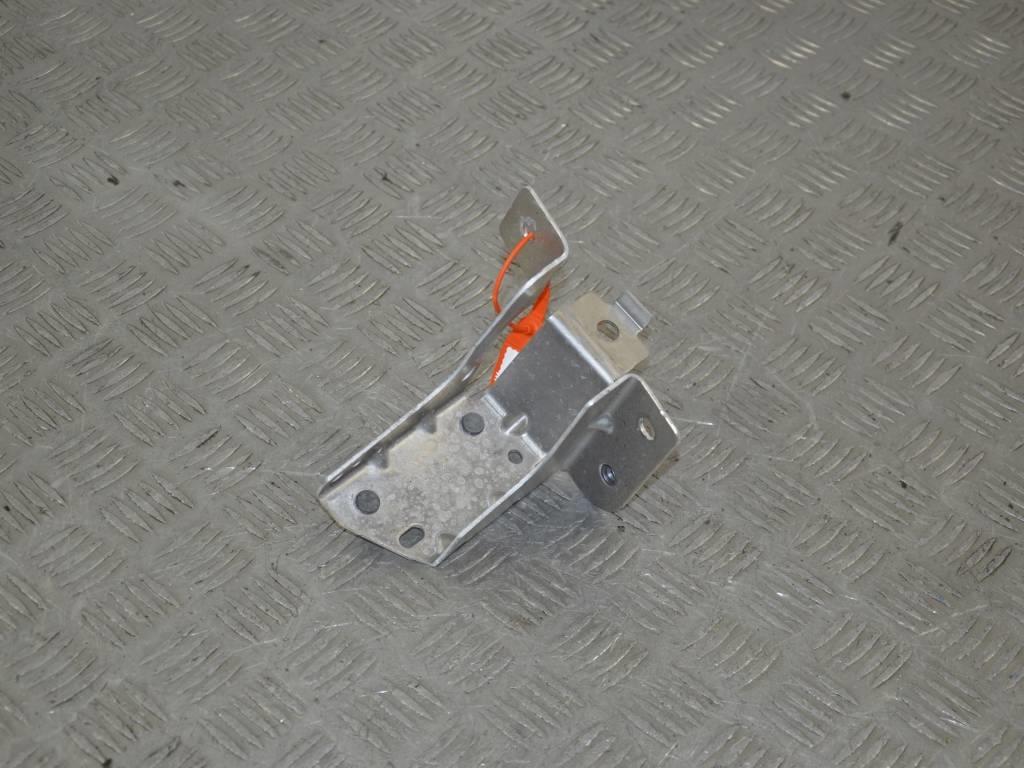 Планка крепления аккумулятора